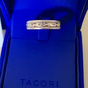 Tacori band